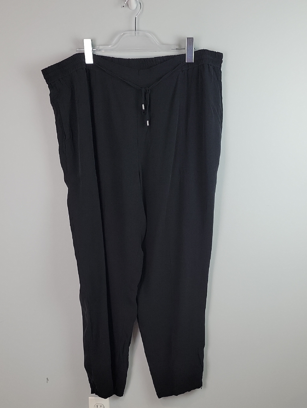 Eileen Fisher black silk Georgette crepe pants size 2X